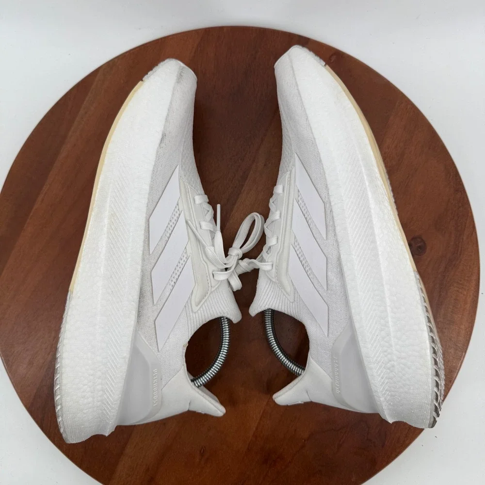 Adidas Ultraboost 5X Knit Upper Road Running Shoes Triple White JH7252  Women 11